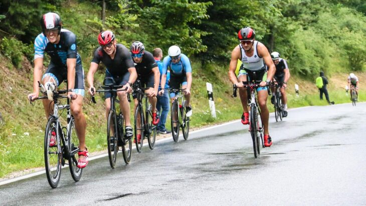 Am 30. Juni werden sich wieder viele Triathleten zwischen dem Baggersee und Waller auf der 20 Kilometer langen Teilstrecke des Volkstriathlons abrackern.