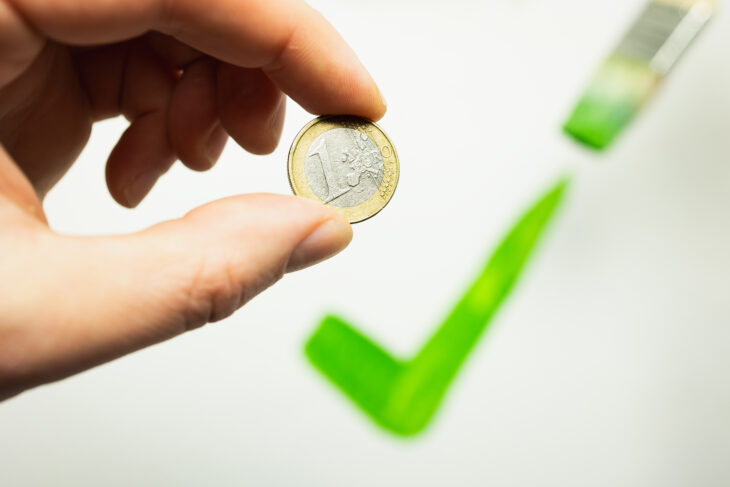 Maler und Lackierer im Nürnberger
Land verdienen mehr Geld. Sowohl der Mindestlohn als auch der Tariflohn ist gestiegen.