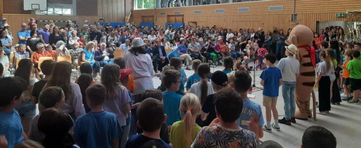 Ganz schön „taff“: Kinder der Ottensooser Grundschule gründeten im Rahmen einer Projektwoche ihre eigene Stadt, Taffcity. Zum Abschluss wurde das Schulfest gefeiert.