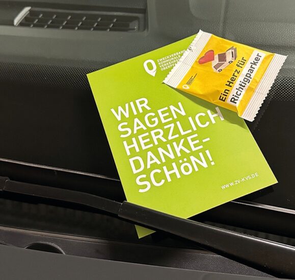 Die Verkehrsüberwachung belohnt am Samstag Autofahrer, die korrekt parken.