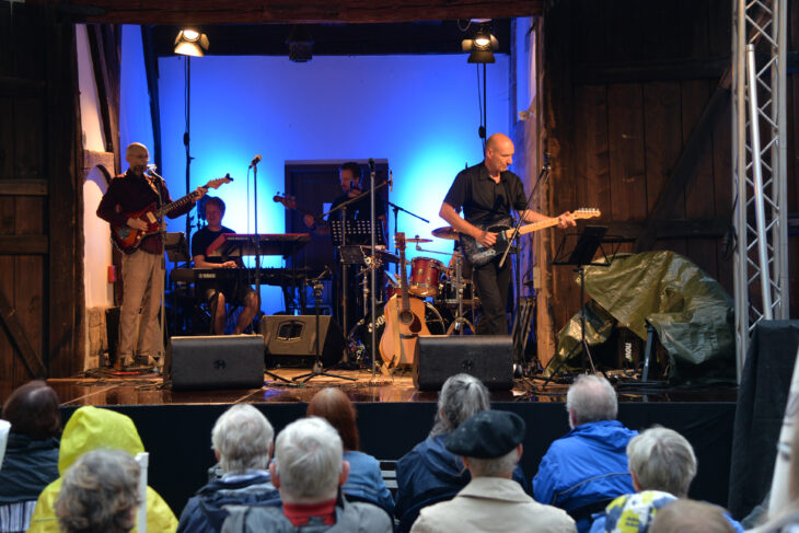 Die Band „Bourbon Street“ zusammen mit Hannes Stegmeier (links).