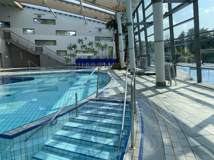 Die Fackelmann Therme in Hersbruck bleibt laut Pressemeldung vom 26. August bis 8. September geschlossen – wegen einer der größten Revisionen seit Eröffnung des Wellnesstempels vor 20 Jahren.