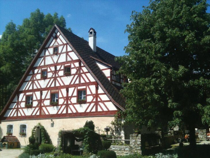 Auf dem Erlebnisbauernhof Zur Stadlersmühle trafen sich die Pflegefamilien zum Sommerfest.