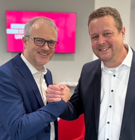 Das Laufer IT-Unternehmen Bisping & Bisping erweitert mit Andreas Hampel (rechts) als zweitem Geschäftsführer neben Gründer Johannes Bisping (links) die Unternehmensleitung.
