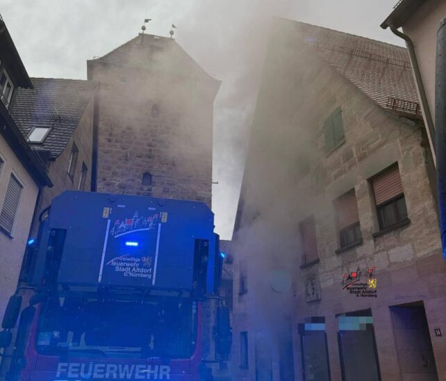 Am Oberen Markt in Altdorf ist gestern ein Feuer ausgebrochen.