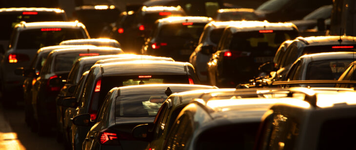 Durch die Sperrung der Überleitung von der A3 auf die A9 könnte es am Samstag am Autobahnkreuz Nürnberg zu Verkehrsbehinderungen kommen. In jedem Fall aber sollte man für die Umleitung mehr Zeit einplanen.