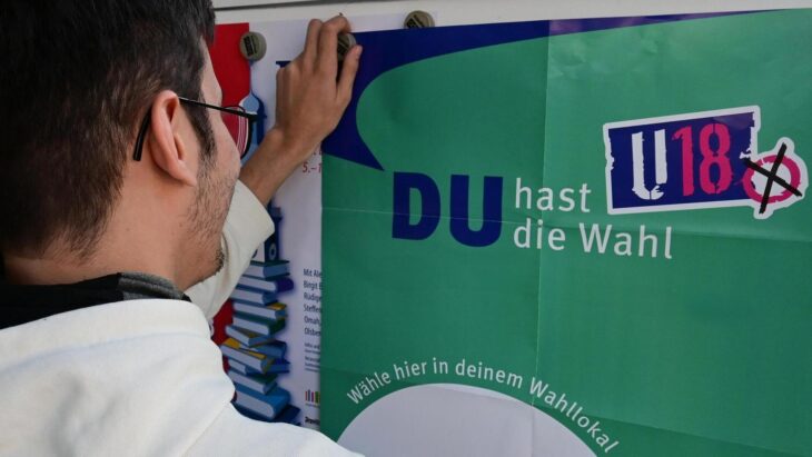 Bei der U-18-Wahl gaben Jugendliche ihre Stimme ab.