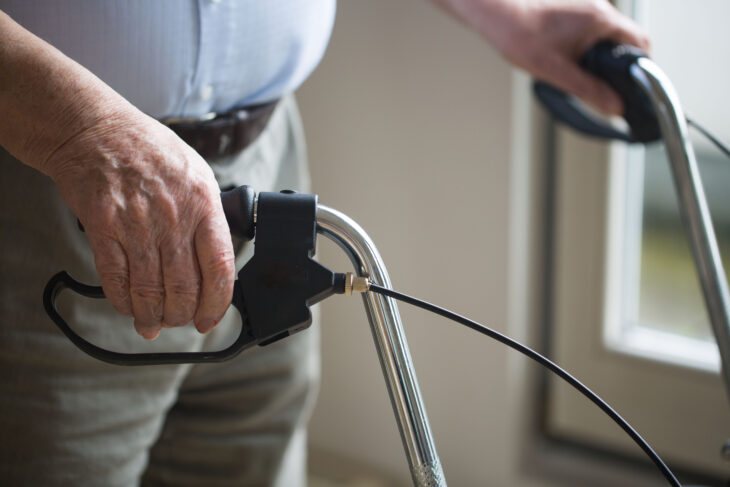 Symbolfoto Rollator Barrierefreiheit