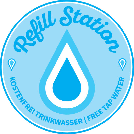 Das Erkennungsmerkmal ist dieser Aufkleber mit dem blauen Wassertropfen.