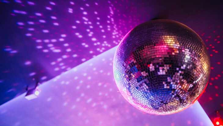 Discokugel Symbolfoto