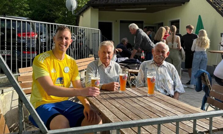 Ralf Liebisch interviewt Hans und Georg Horlamus, die auf eine fast 75-jährige Mitgliedschaft zurückblicken können.