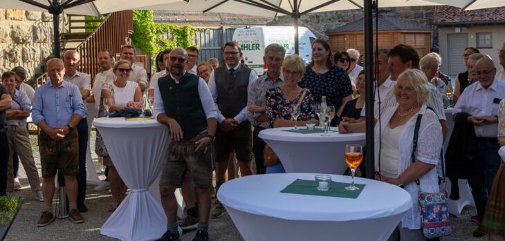 Gemeinsam mit einer Delegation der Gemeinde St. Ruprecht feierte Burgthann am Wochenende ihre 30-jährige Partnerschaft. Neben einer Rundreise durch die Gemeinde durften sich die Österreicher über ein Weißwurstfrühstück freuen.