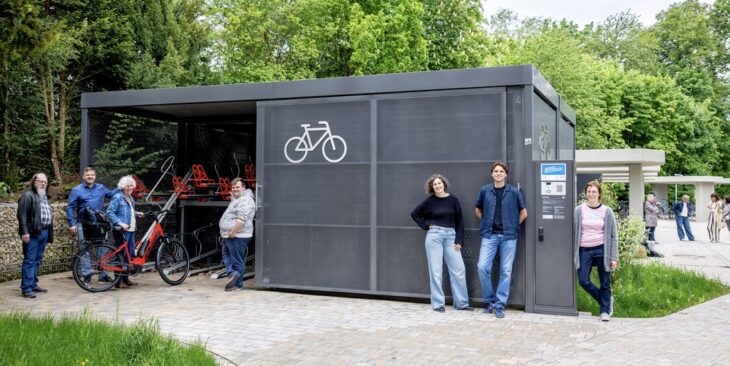 Insgesamt 180 Plätze für Fahrräder bietet die Bike+Ride-Anlage in Altdorf.