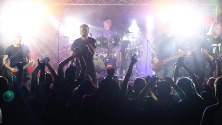 Zwei Tage lang wird Eschenfelden in der Oberpfalz zum Mekka von Rock- und Heavy Metal-Fans.