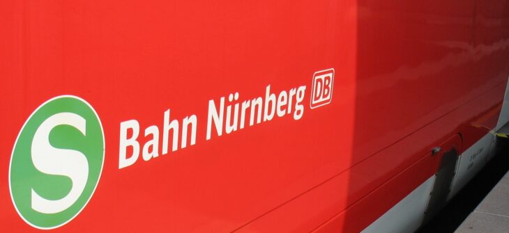 Symbolfoto S-Bahn Bahn Zug