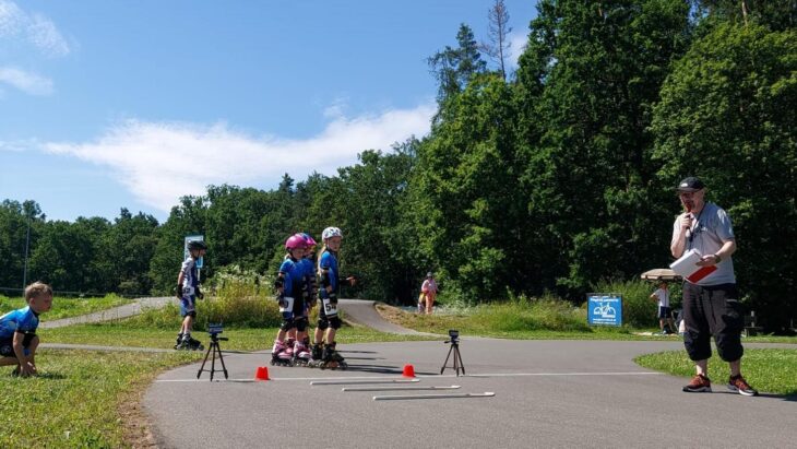 Vergangenes Jahr hatte der 2023 gegründete „Skating Club Nürnberger Land“ mit den Abteilungen „inklusives Eltern-Kind-Turnen“ und „Speedskating“ 16 Teilnehmer am Start.