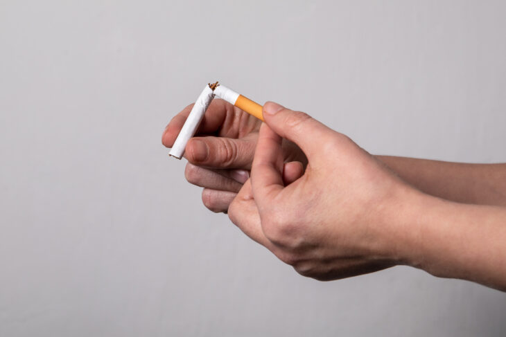 Im Rahmen des Projektes „Be Smart – Don’t Start“ verpflichten sich Schulklassen gemeinsam, nicht mit dem Rauchen anzufangen beziehungsweise das Rauchen zu beenden (Symbolfoto).