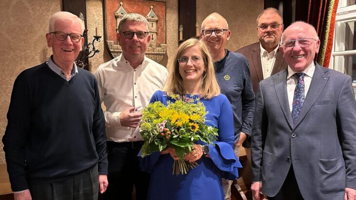 Der Kreisvorstand der FDP hat die 43-Jährige einstimmig für die Wahl im März 2026 nominiert.