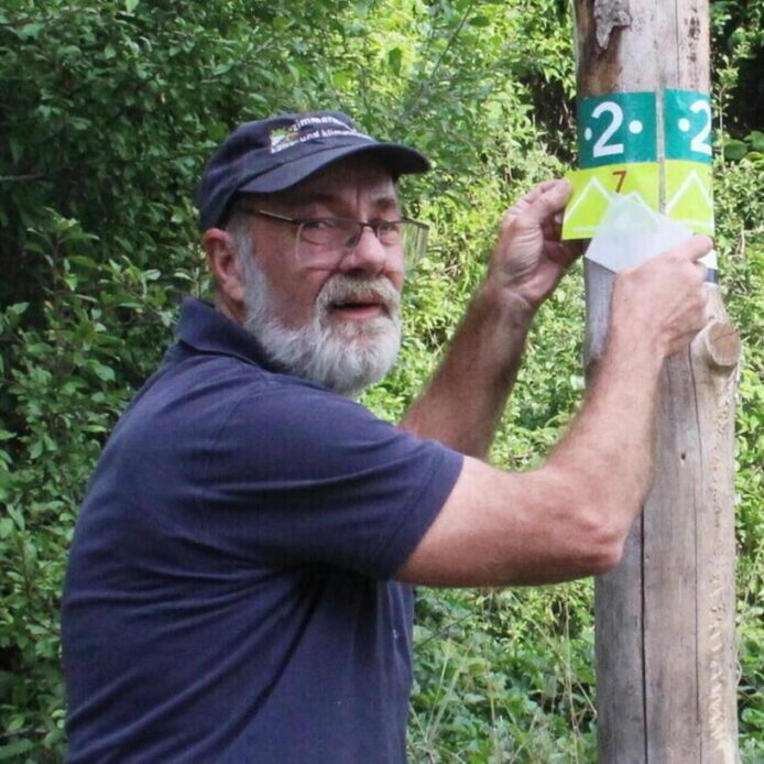 Jahrzehntelang hat sich Udo Schuster um die Wanderwege rund um Schnaittach gekümmert.