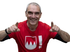 Sven Bach tritt am 15. November in der Grundschule in Neunkirchen auf.