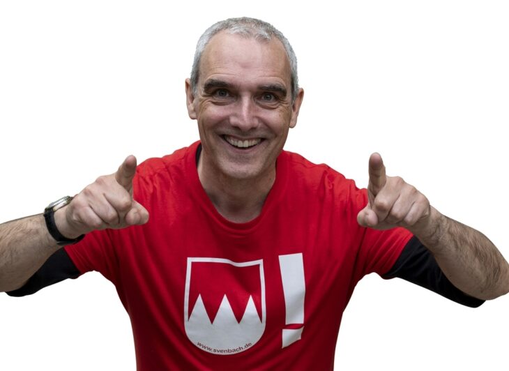 Sven Bach tritt am 15. November in der Grundschule in Neunkirchen auf.