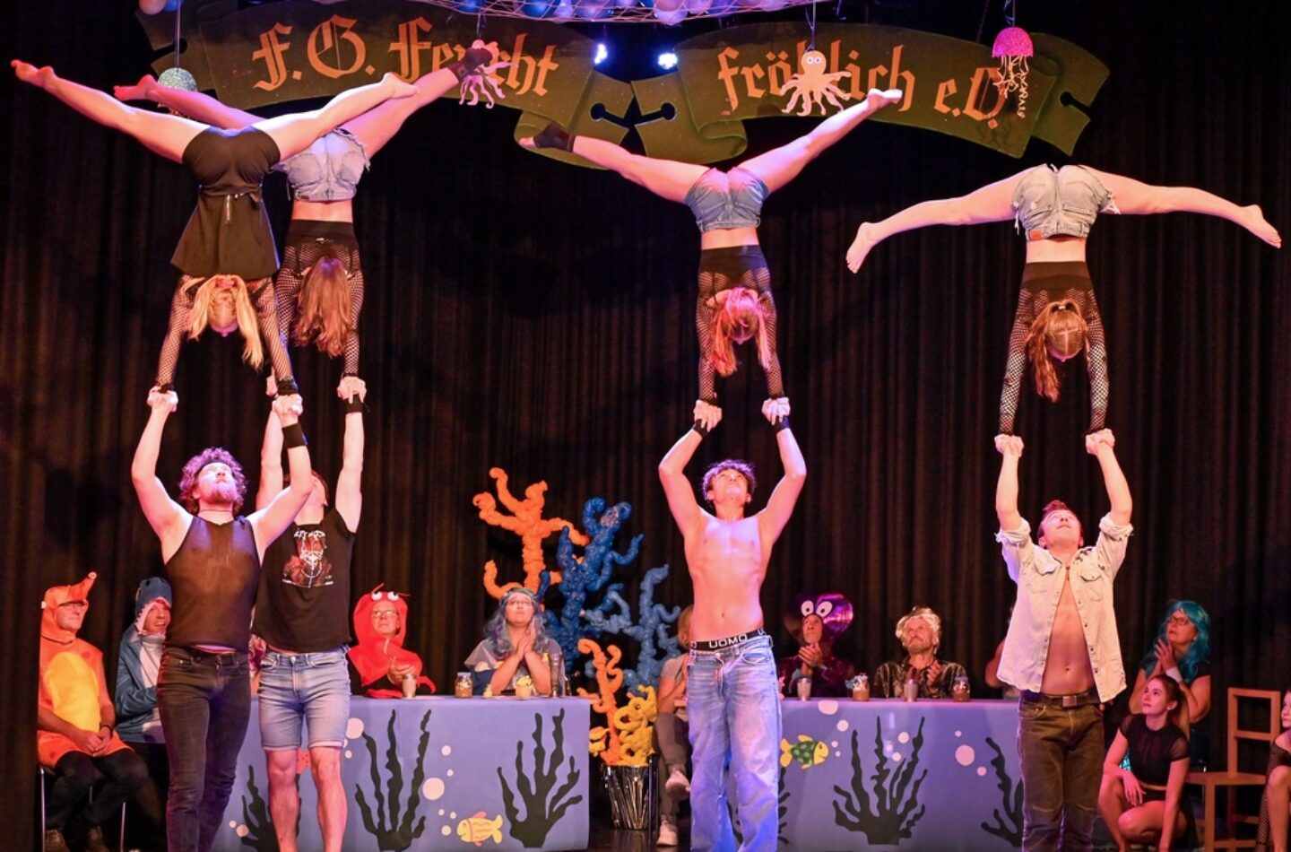 In Feucht tritt unter anderem der Cirkusvereins Neumarkt auf.