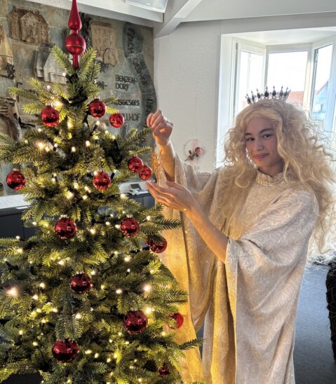 Das neue Eckentaler Christkind heißt Klara Fischer, ist 17 Jahre alt und kommt aus dem Ortsteil Brand.