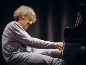 Thomas Scheytt tritt am Samstag, 29. November, in Schwaig auf. Das Konzert wird von der Volkshochschule veranstaltet.