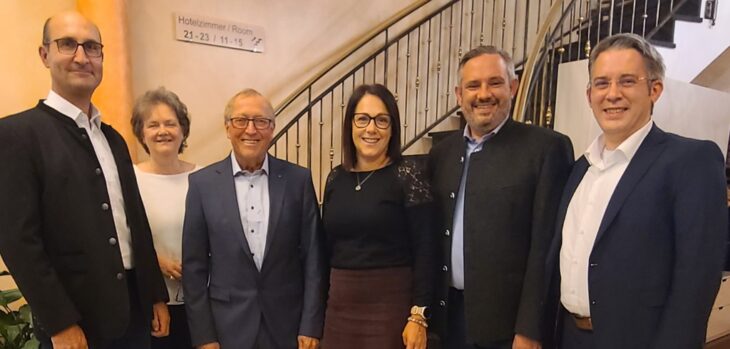 Tauschten sich in der Burgschänke in Burgthann zur Krankenhausreform aus (von links): Alwin Silberhorn, Petra Rathjen, Dr. med. Otto Wolze, Nadine Hiemeyer, Markus Gleißenberg und Thomas Ritter.