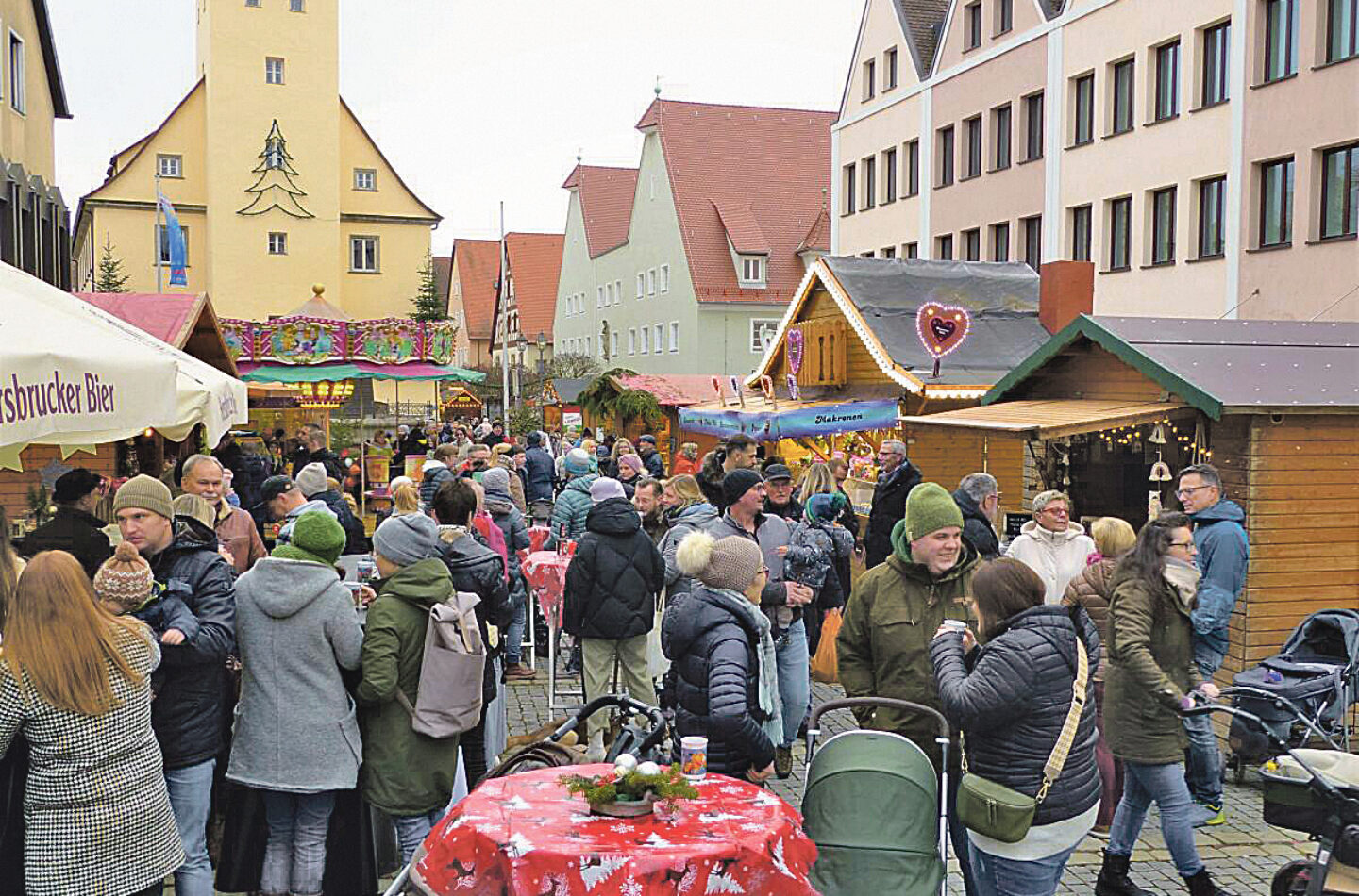 Der Hersbrucker Weihnachtsmarkt hat am 1. Advent bereits ab 13 Uhr geöffnet. Foto: Jürgen Ruppert