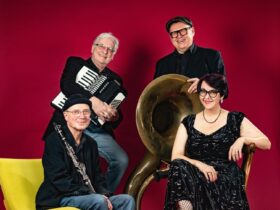 „Julie & The Banned“ spielen am 22. November in Behringersdorf.