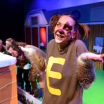 Pünktlich zum 1. Advent startet das Weihnachtsmusical „Edgar, der Schrecken der Briefträger“ für Familien und Schulklassen im DHT.