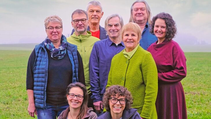 Die Kandidatinnen und Kandidaten der Grünen Burgthann für die Kommunalwahl im März 2026. Nicht auf dem Bild sind Heidrun Pfeiffer, Florian Kammermeier, Susanne Lang.