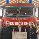 Die Feuerwehr Hohenstadt hat neben der Grundschule eine Spender der Firma Deku erhalten.