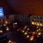 Vom Dunkel zum Licht: So wird auch die Andacht mit Taizé-Liedern am Freitag aussehen.