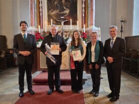 von links nach rechts:
Michael Ruder, Norbert Spieß, Hannah Appel, Lisa Herrlein, Reinhard Munker