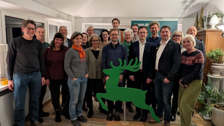 Mit diesem Team gehen die Grünen in die Kommunalwahl 2026.