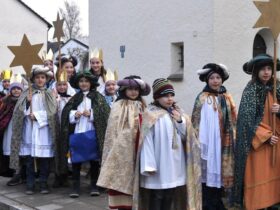In den ersten Tagen des neuen Jahres ziehen die Sternsinger wieder von Haus zu Haus.