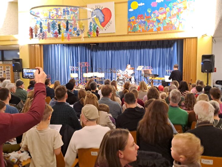 Beim Weihnachtskonzert der Sing- u. Musikschule Bühl kam das Publikum auf seine Kosten.