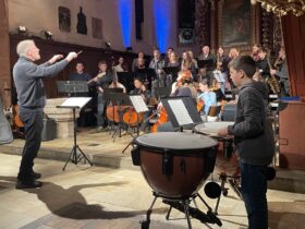 Den sinfonischen Höhepunkt bildete der Auftritt des Orchesters unter der Leitung von Matthias Göbel.