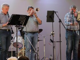 Die Dixielandler aus der Oberpfalz spielen zum Frühschoppen der Stadtkapelle Velden auf.