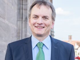 Der Fürther Wirtschaftsreferent Horst Müller kommt nach Moosbach.