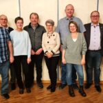 Die Führungsriege des Ortsverschönerungsvereines Hohenstadt mit Bürgermeister Armin Haushahn (Zweiter v. rechts).
