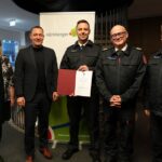 Karina Pawlik, Sachgebietsleiterin der Sicherheitsbehörde, Landrat Armin Kroder, der neue Kreisbrandmeister Sebastian Leithaus, Kreisbrandrat Holger Herrmann und Kreisbrandinspektor Florian Bayer (von links).
