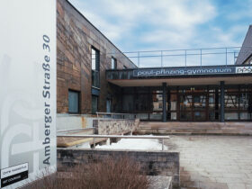 Am Paul-Pfinzing-Gymnasium in Hersbruck kann ab März eine geförderte JaS-Kraft tätig werden.