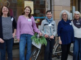 Das Team vom Stöberladen (von links): Birgit Artelt, Kerstin Glover, Martina Schneider, Margret Schneider und Edeltraut Schellenberg.