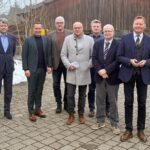Das Gremium Stiftung Lebenshilfe Nürnberger Land (von links): Matthias Wittmann, Matthias Benk, Armin Kroder, Jürgen Six, Dr. Bernd Eckstein, Clemens Schramm, Hans-Hermann Weser, Norbert Dünkel und Dennis Kummarnitzky.