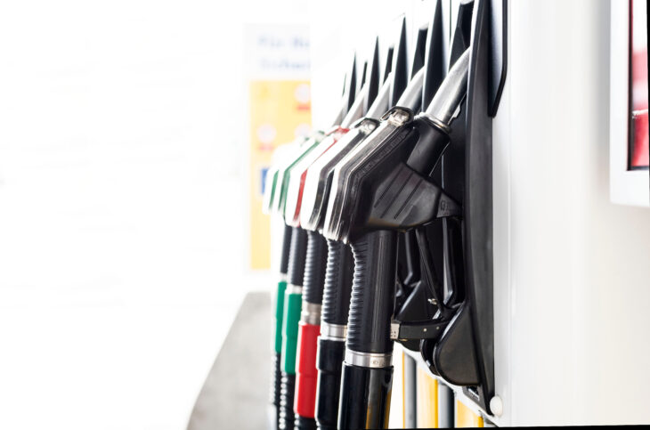 Symbolfoto Tankstelle Zapfsäule