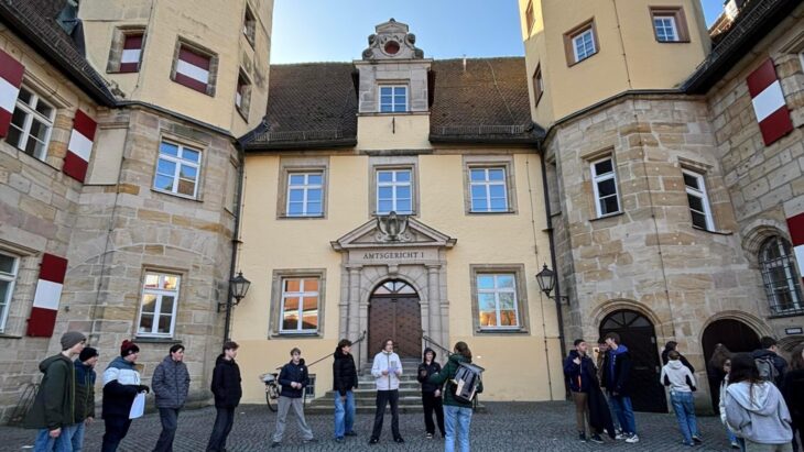 Auch das Hersbrucker Schloss, heute Sitz des Amtsgerichts, war Teil der Stadtführung.