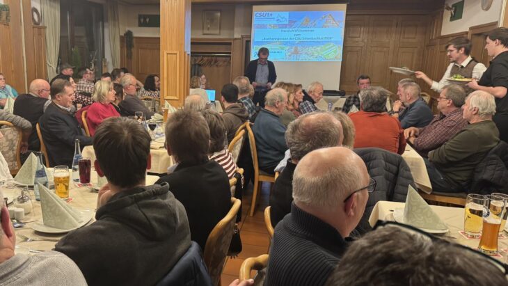 Die CSU Sittenbachtal hatte zur Kandidatenvorstellung mit Bratheringessen eingeladen.